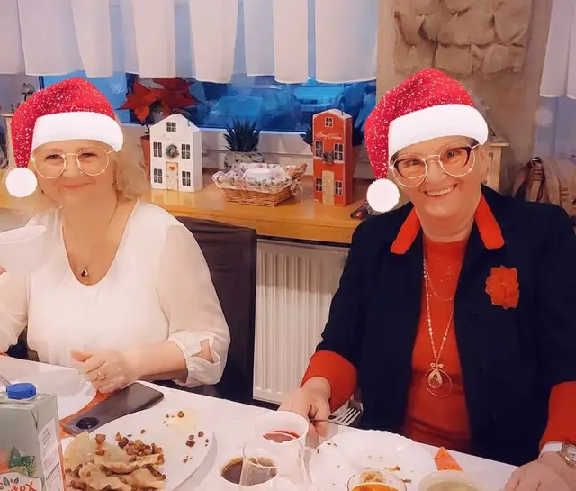 Spotkanie świąteczne w Klubie Seniora — zdjęcie 10
