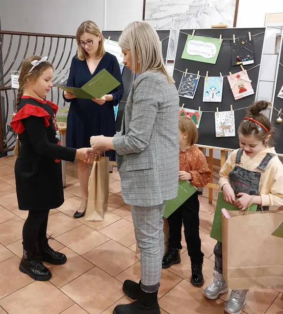 Wystawa ,,Kartka świąteczna” — zdjęcie 23