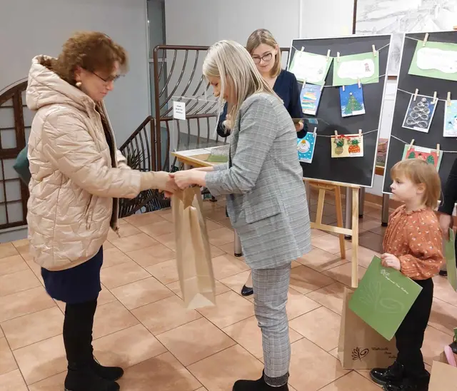 Wystawa ,,Kartka świąteczna” — zdjęcie 27