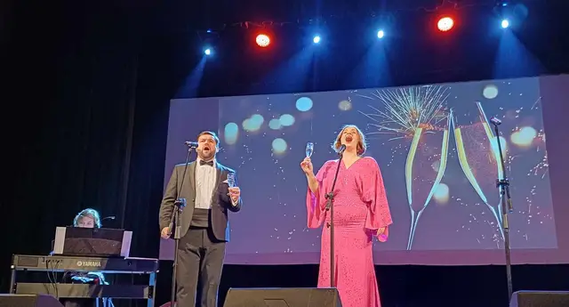 Koncert noworoczny w WDK — zdjęcie 7