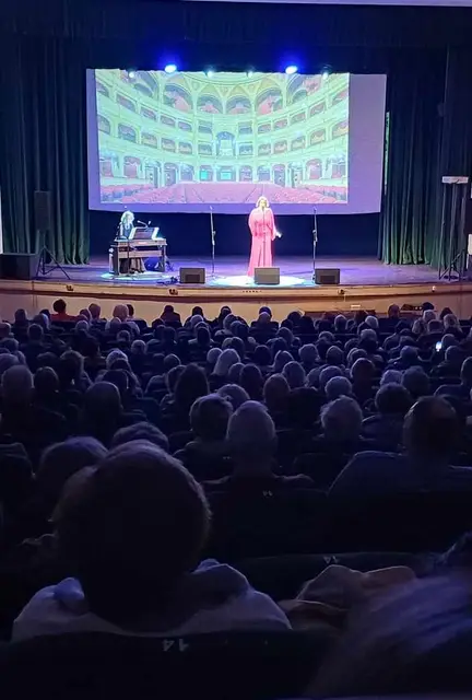 Koncert noworoczny w WDK — zdjęcie 14