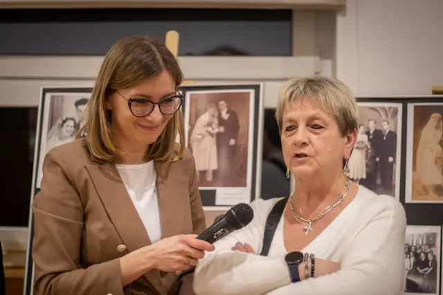 Wystawa starej fotografii ślubnej „Ona i On” w WDK — zdjęcie 19