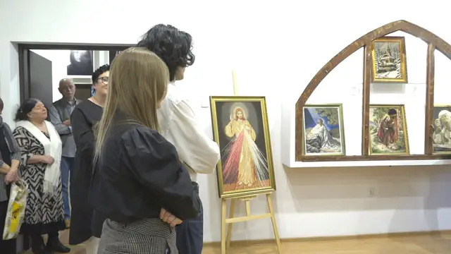 Wystawa śp. Janiny Łagunionek w WDK — zdjęcie 22