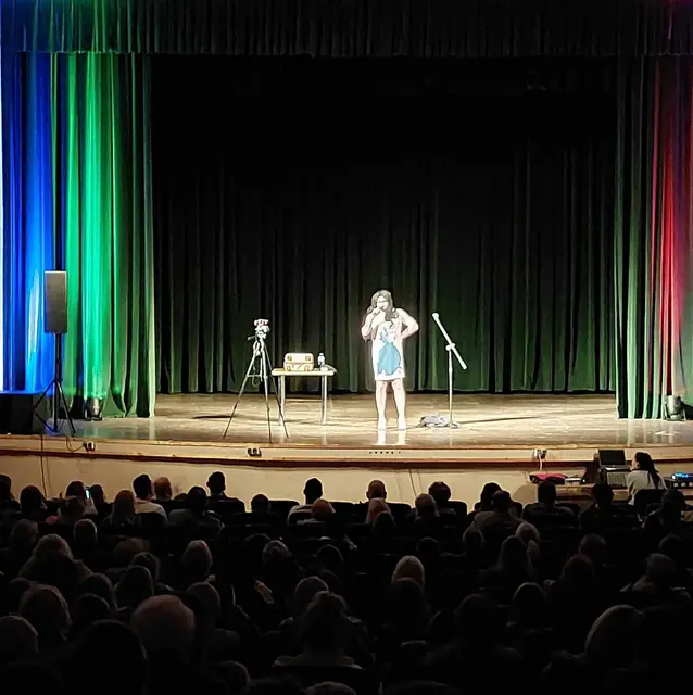 Stand – up w wykonaniu Marcina Positive — zdjęcie 3