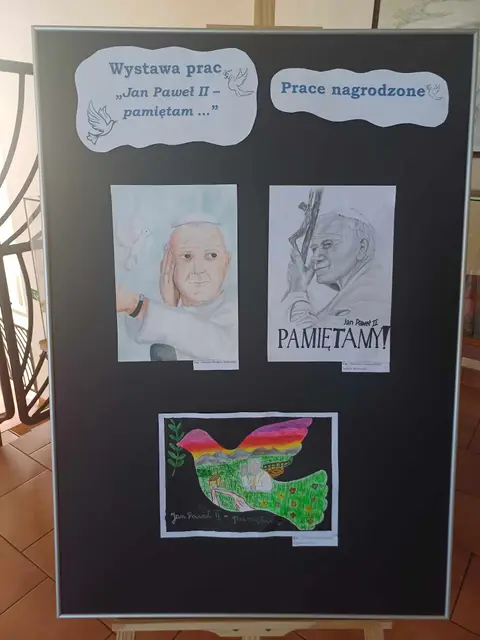 Wystawa„Jan Paweł II – pamiętam…” — zdjęcie 27
