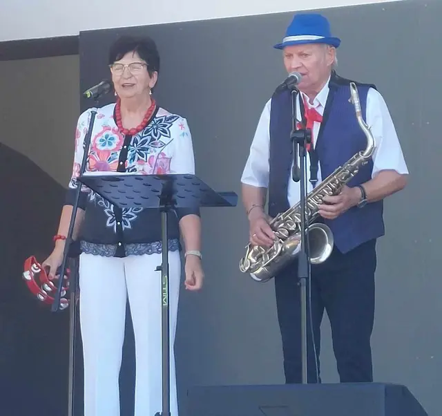 Seniorzy nad wąbrzeskim jeziorem — zdjęcie 22
