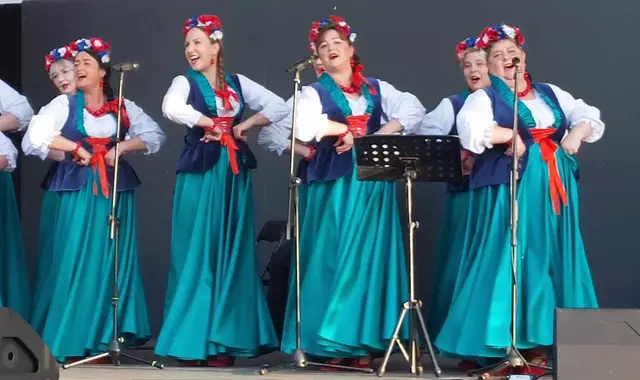 Seniorzy nad wąbrzeskim jeziorem — zdjęcie 5