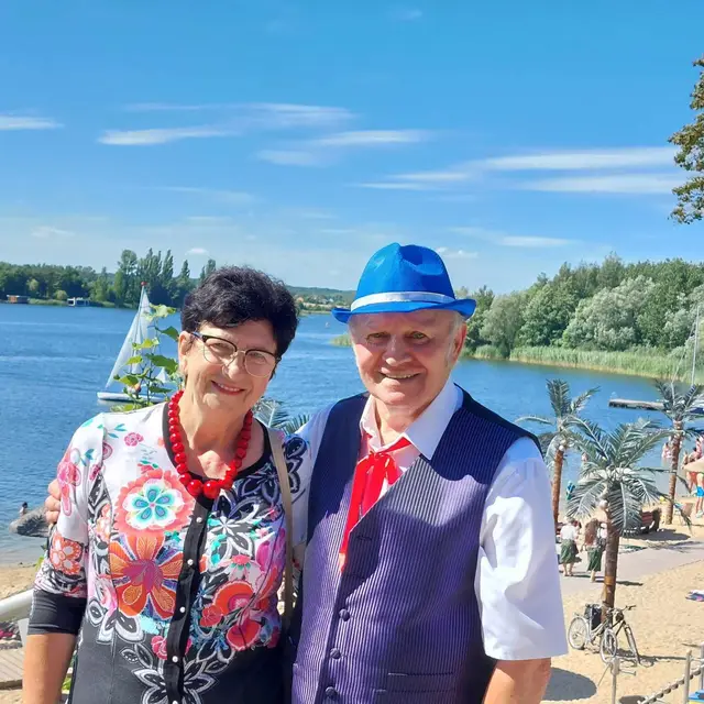 Seniorzy nad wąbrzeskim jeziorem — zdjęcie 8