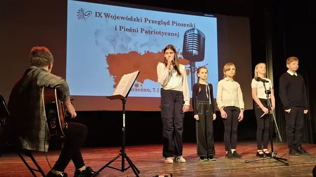 Piosenki patriotyczne w WDK — zdjęcie 39