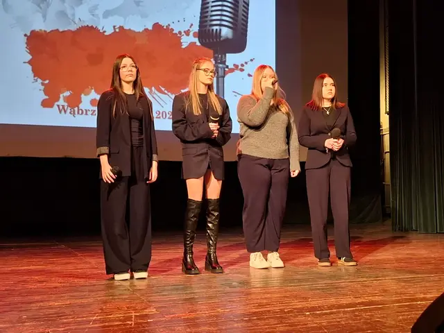 Piosenki patriotyczne w WDK — zdjęcie 53