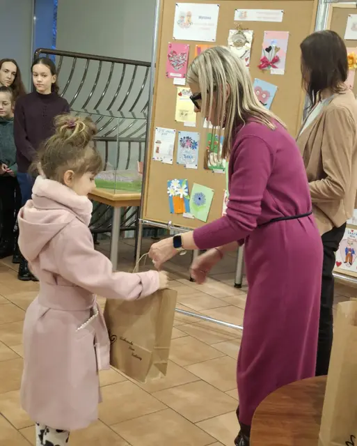 Wystawa „Laurka dla babci i dziadka” rozstrzygnięta — zdjęcie 14