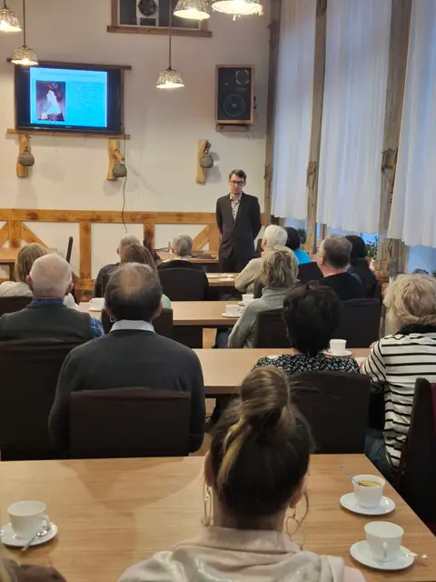 Arystokratki w WDK — zdjęcie 10