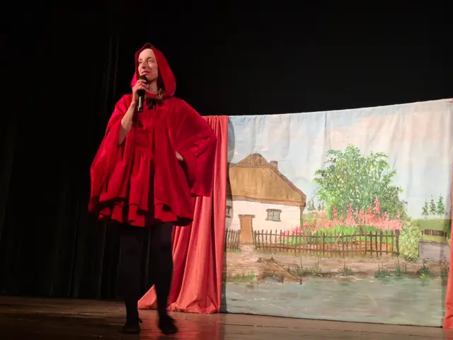 „Czerwony Kapturek” na scenie WDK — zdjęcie 1