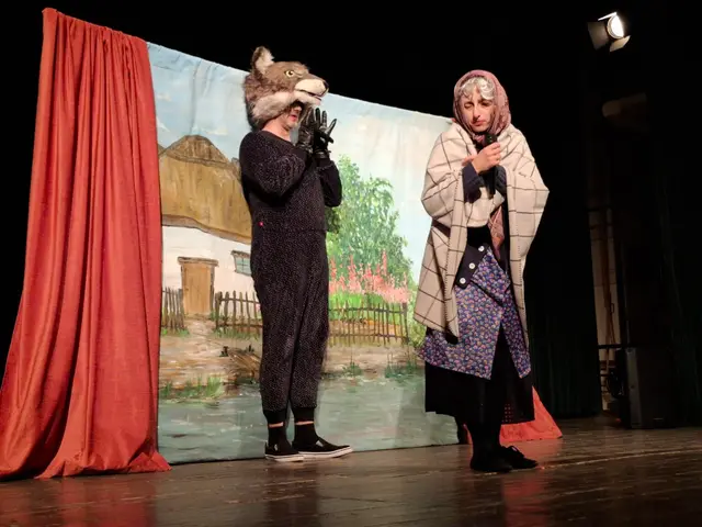 „Czerwony Kapturek” na scenie WDK — zdjęcie 9