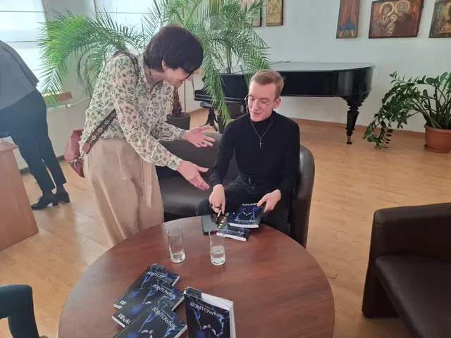 Promocja książki w WDK — zdjęcie 12