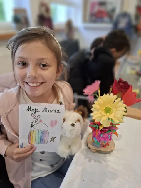 Dzień Mamy w Akademii Kreatywnego Malucha WDK — zdjęcie 15