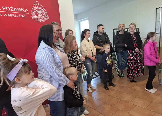 Wystawa „Strażacy zawsze gotowi do pracy” otwarta — zdjęcie 9