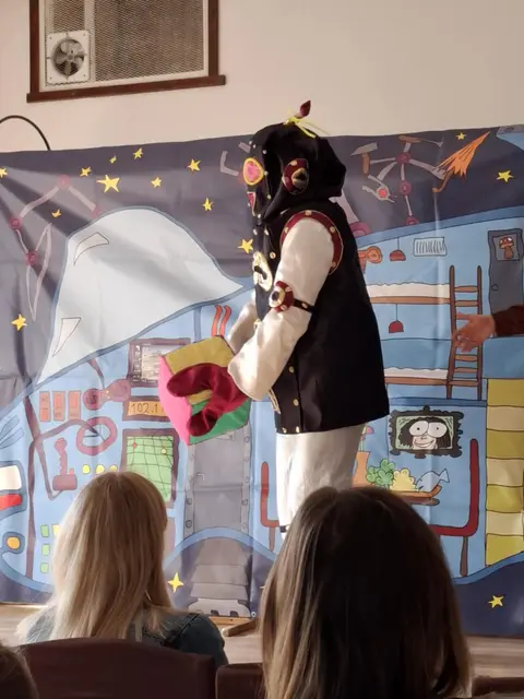 Spektakl teatralny dla dzieci — zdjęcie 4