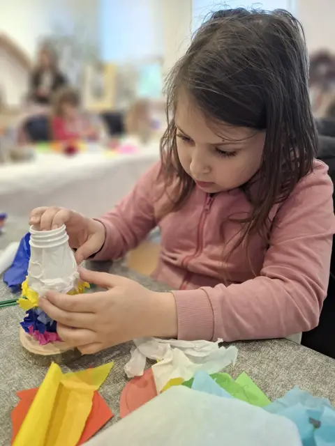 Dzień Mamy w Akademii Kreatywnego Malucha WDK — zdjęcie 8