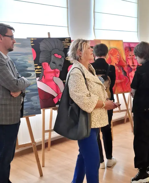 Wystawa młodych artystów w WDK — zdjęcie 10