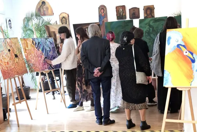 Wystawa młodych artystów w WDK — zdjęcie 12