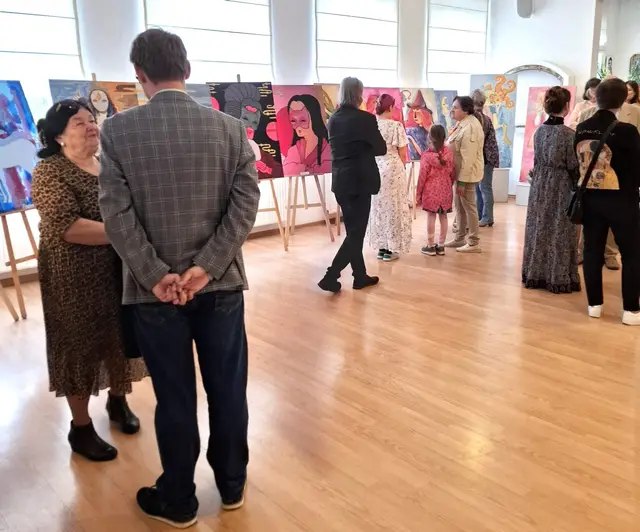 Wystawa młodych artystów w WDK — zdjęcie 16