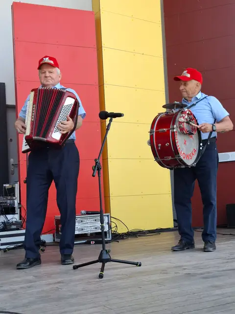 Wąbrzeska Biesiada Seniorów za nami – święto radości, śpiewu i integracji! — zdjęcie 20