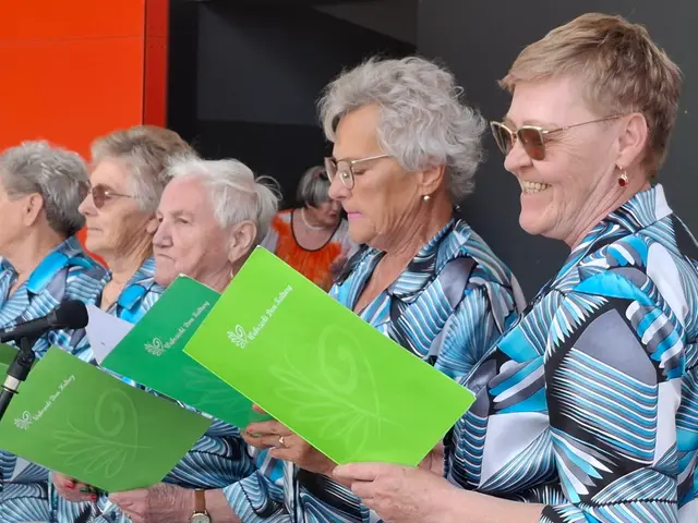 Wąbrzeska Biesiada Seniorów za nami – święto radości, śpiewu i integracji! — zdjęcie 45