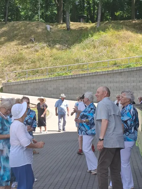 Wąbrzeska Biesiada Seniorów za nami – święto radości, śpiewu i integracji! — zdjęcie 48