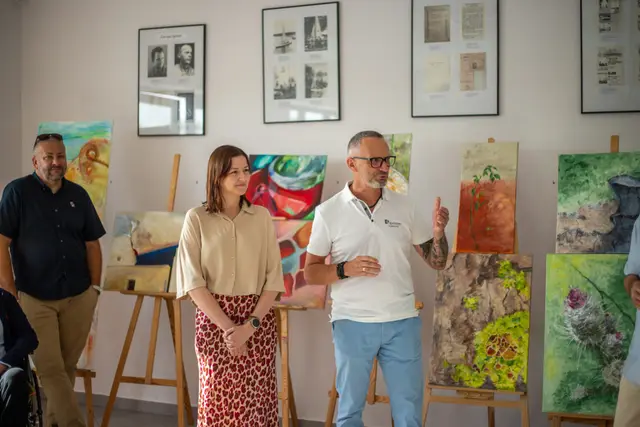 🎨 Mikroświat pełen kolorów – za nami sierpniowe plenery malarskie — zdjęcie 10