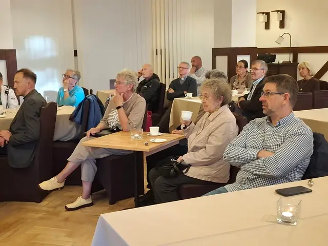 Ojciec Bernard w sztuce — zdjęcie 19