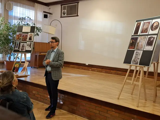 Ojciec Bernard w sztuce — zdjęcie 21