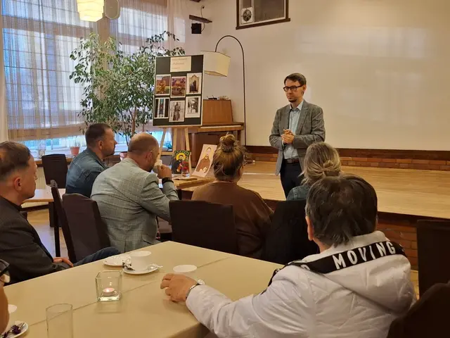 Ojciec Bernard w sztuce — zdjęcie 22