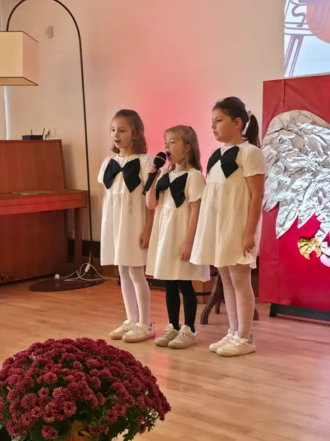 Wojewódzki Przegląd Piosenki i Pieśni Patriotycznej w WDK — zdjęcie 4