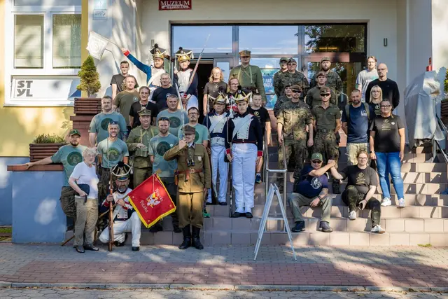 III Piknik Historyczno-Militarny — zdjęcie 10