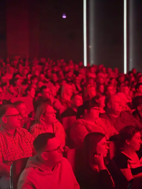 Mariusz Kałamaga rozbawił publiczność w Wąbrzeźnie. — zdjęcie 5